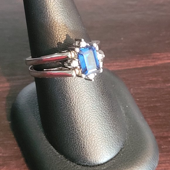 Karis Brand Ruby and Quartz and Sapphire and Quartz Reversable Ring Size 8 1/4 - Picture 6 of 9